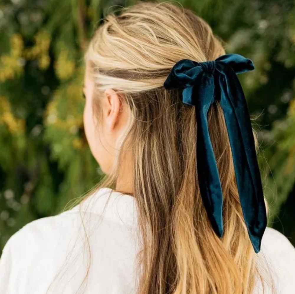 Allison Velvet Hair Bow - Purple - Picture 4 of 7